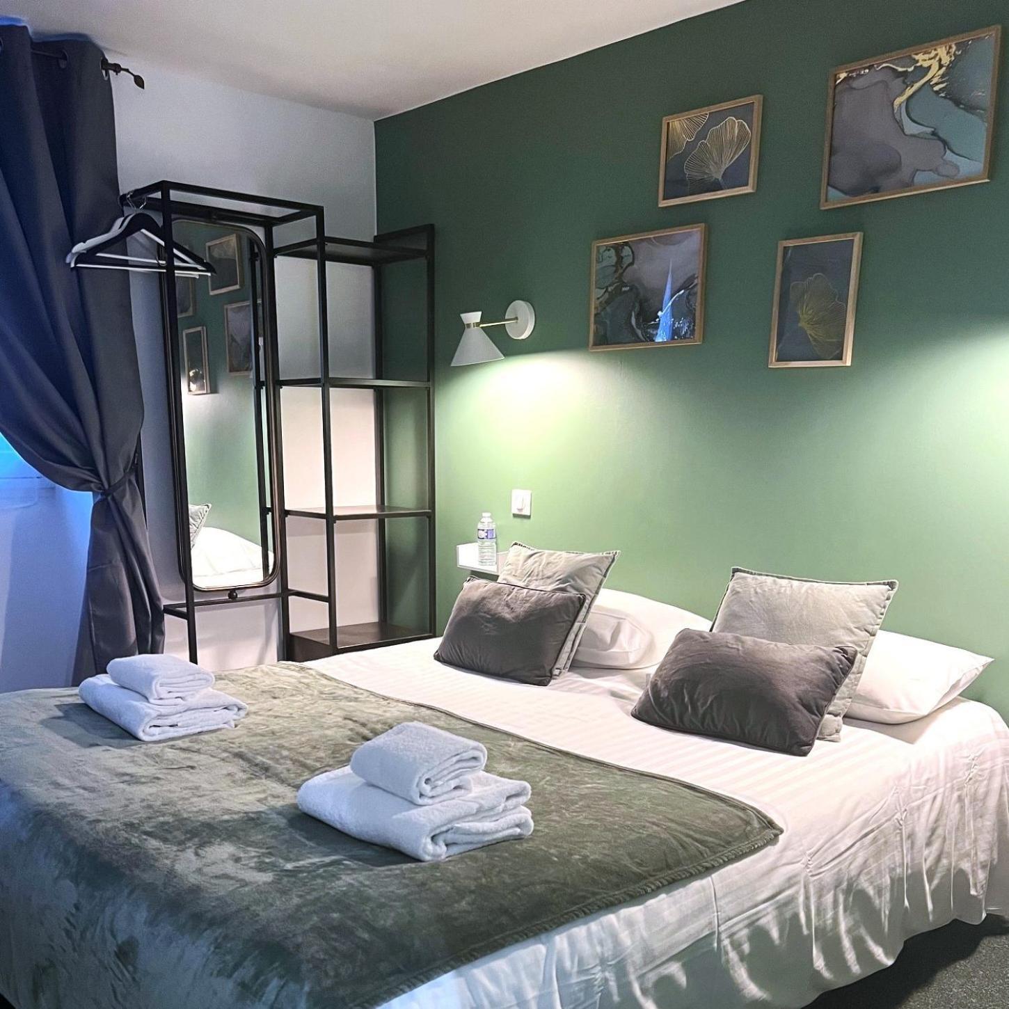 ดิ ออริจินัล บูทิก โฮเทล เลอ ฌอร์จ ลอช Hotel โลช ภายนอก รูปภาพ