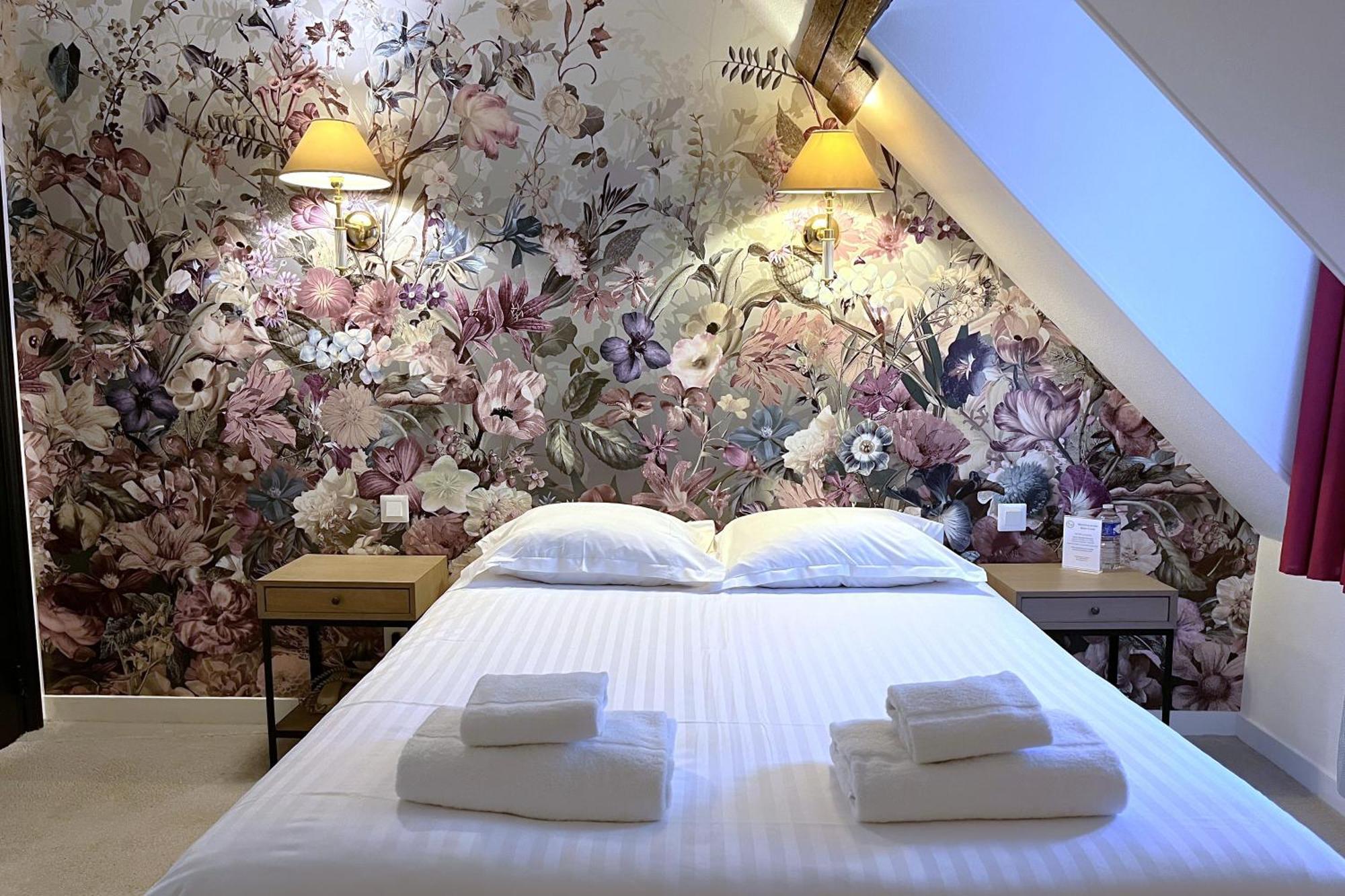 ดิ ออริจินัล บูทิก โฮเทล เลอ ฌอร์จ ลอช Hotel โลช ภายนอก รูปภาพ